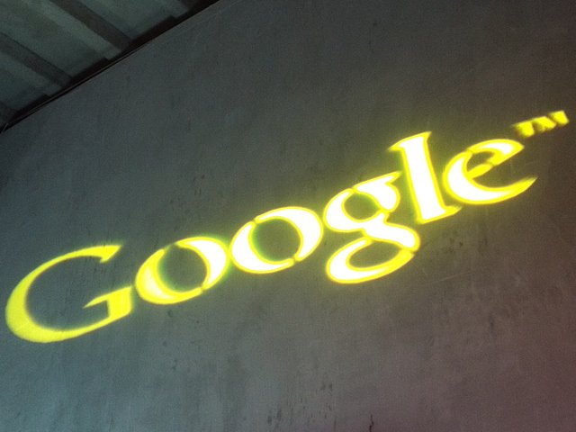 Google стала провайдером сверхбыстрого интернета