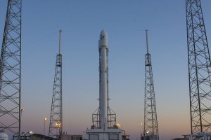 Причиной аварии ракеты Falcon 9 стала трещина в системе подачи гелия